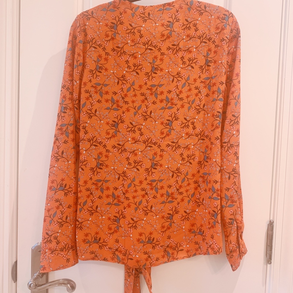 Floral Top - Picture 3 of 3